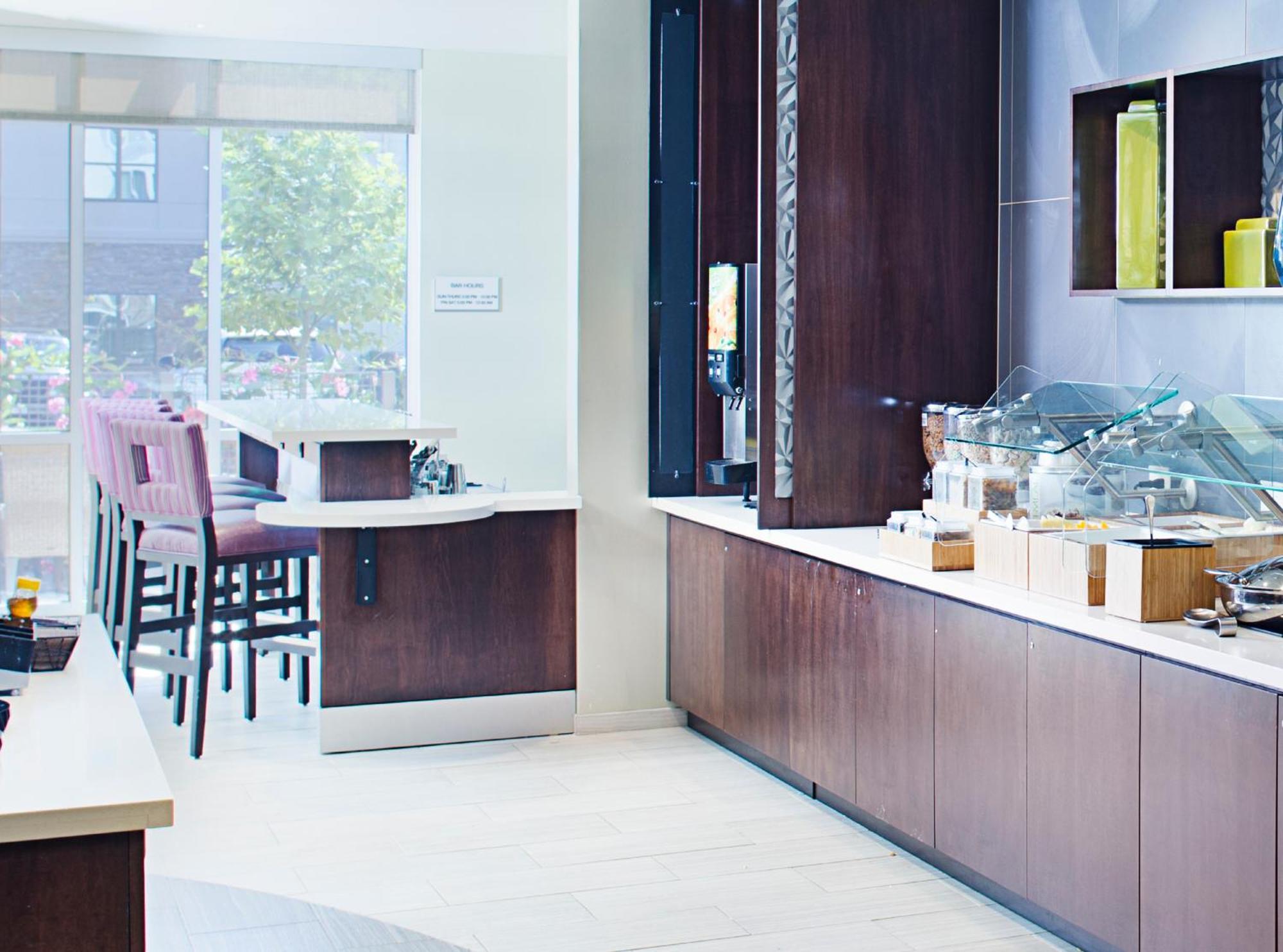 Springhill Suites By Marriott Carle Place Garden City Exteriör bild