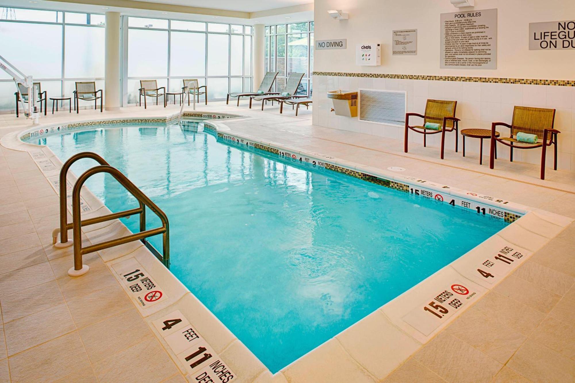 Springhill Suites By Marriott Carle Place Garden City Exteriör bild