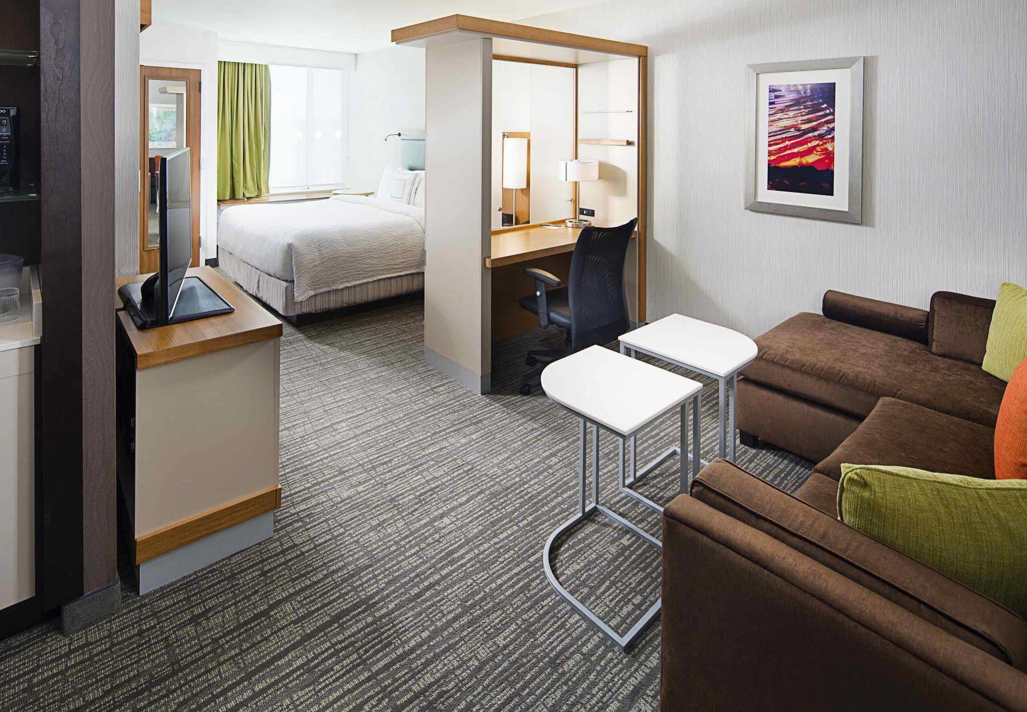 Springhill Suites By Marriott Carle Place Garden City Exteriör bild